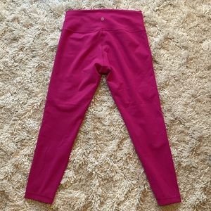 Lululemon Wunder Train Leggings 25” Pink size 12
